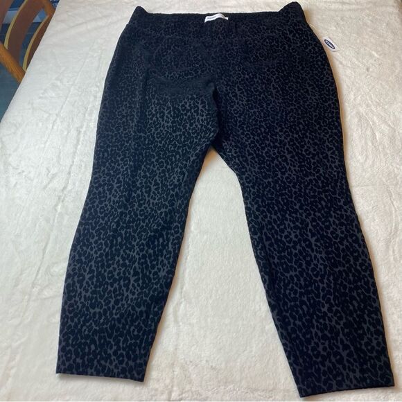 Old Navy Stevie High Rise Black Flocked Pull On Pants New With Tags Size 3XL - Picture 1 of 11